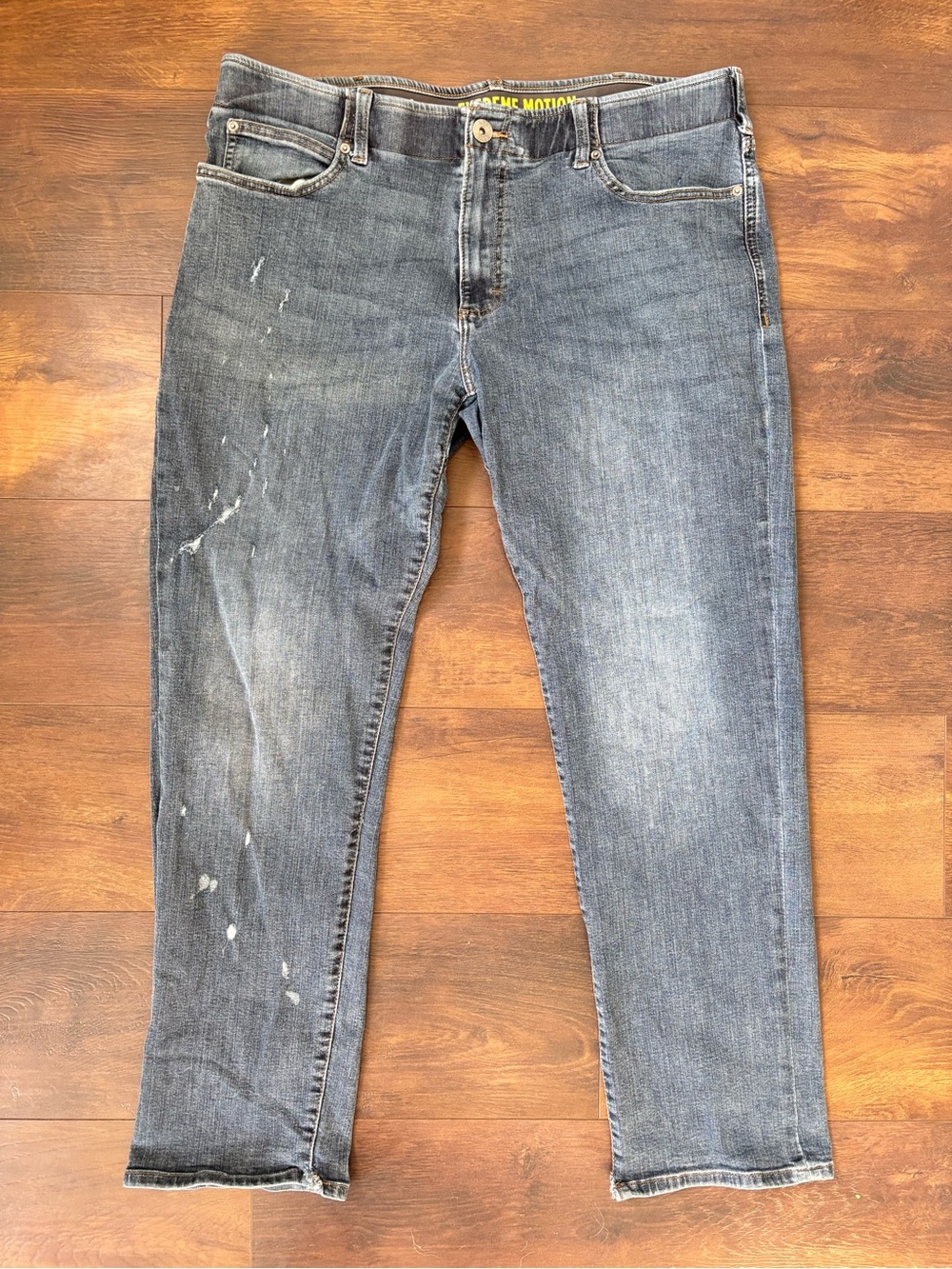 Lee Extreme Motion Straight Tapered Jeans 38x32